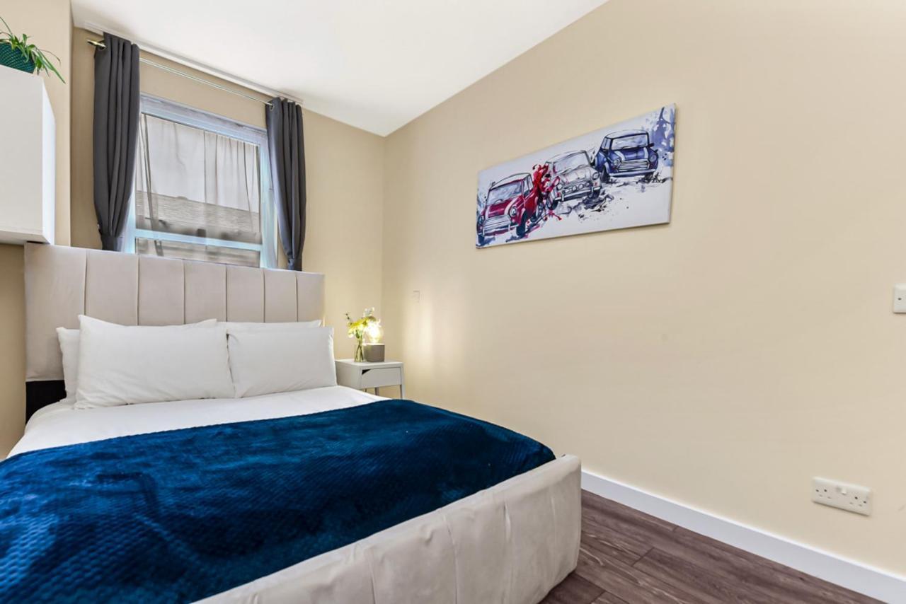 Family Friendly, Zone 2, 2 Beds, Overground Apartament